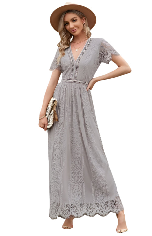 Élise - Robe élégante avec détails ouverts