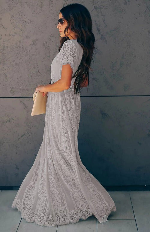 Élise - Robe élégante avec détails ouverts