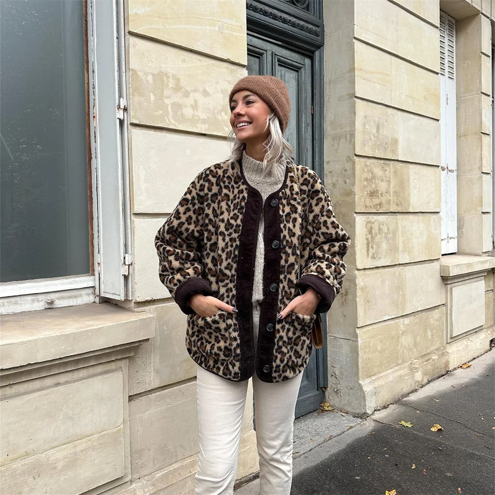 Veste Léopard Sophia – Confort Élégant pour Toutes les Saisons