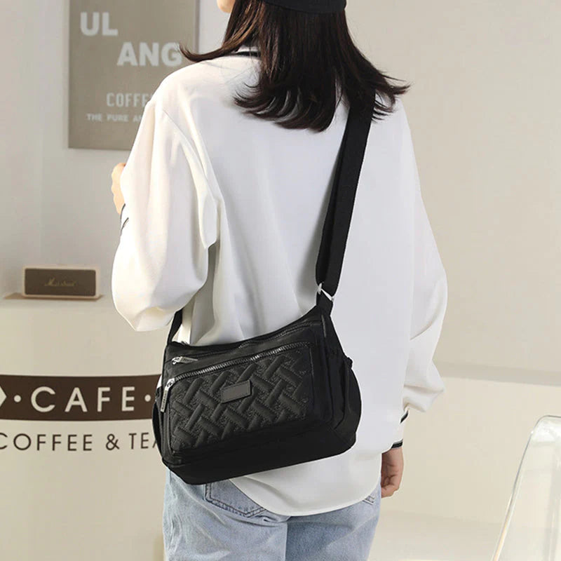 Clara - Sac à dos Let avec sangle ajustable et poches zippées