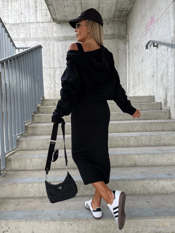 Ensemble élégant de robe en maille et de pull Claire