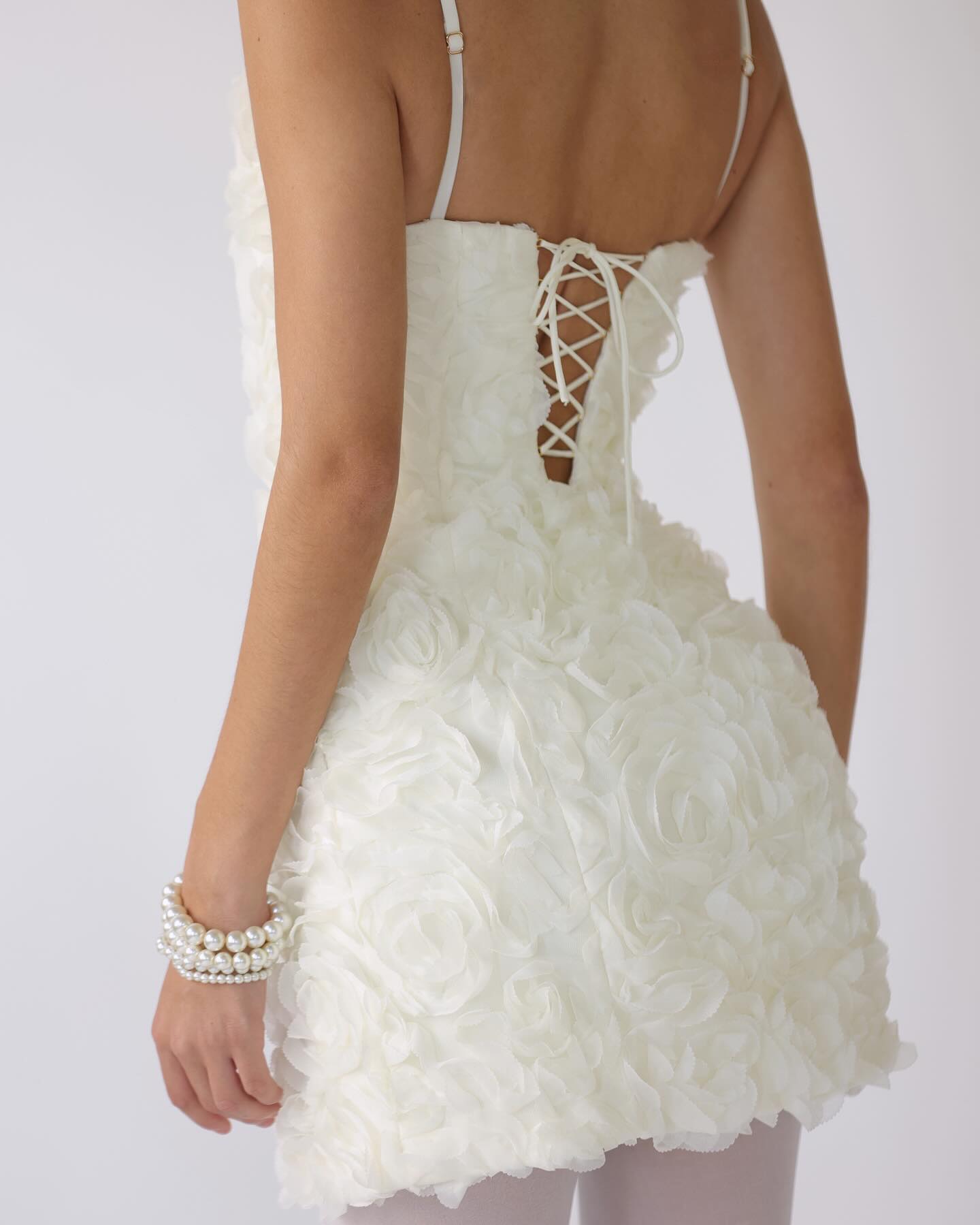 Robe minirobe Isabella avec applications florales