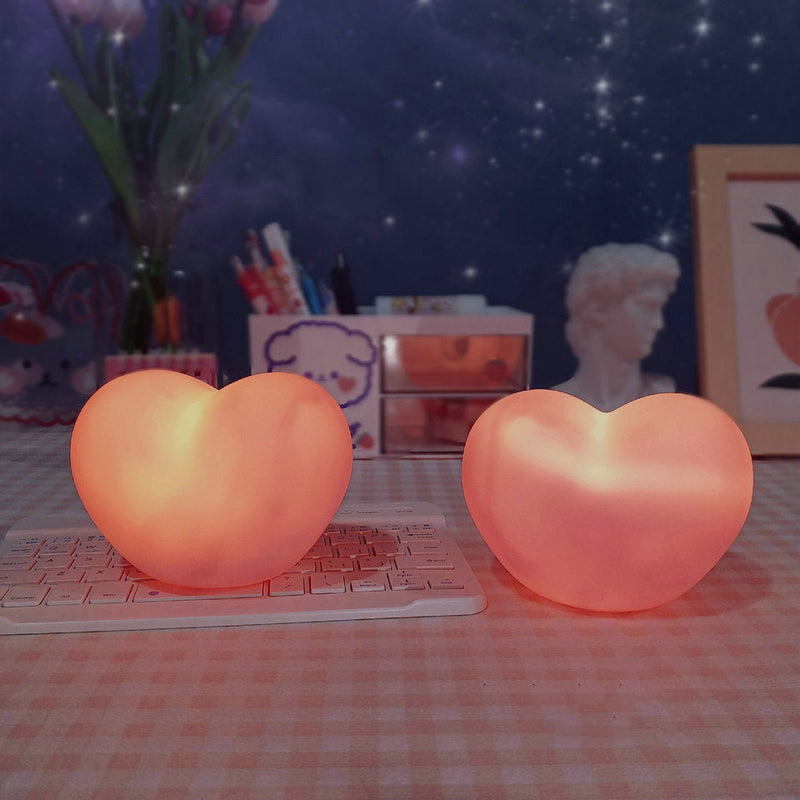 HjerteLys Lampe de Table LED – Décoratif en Forme de Cœur