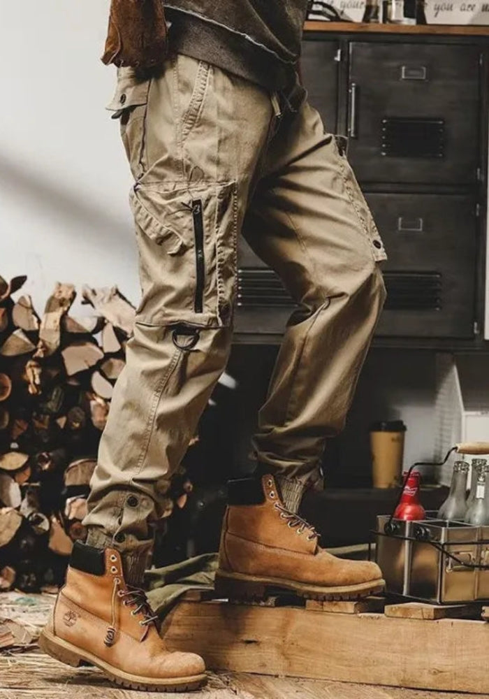Calvin - Pantalon cargo pour homme avec jambes coniques et design à poches multiples
