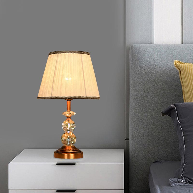 LumiCrystal – Lampe de table élégante avec boules de cristal à facettes