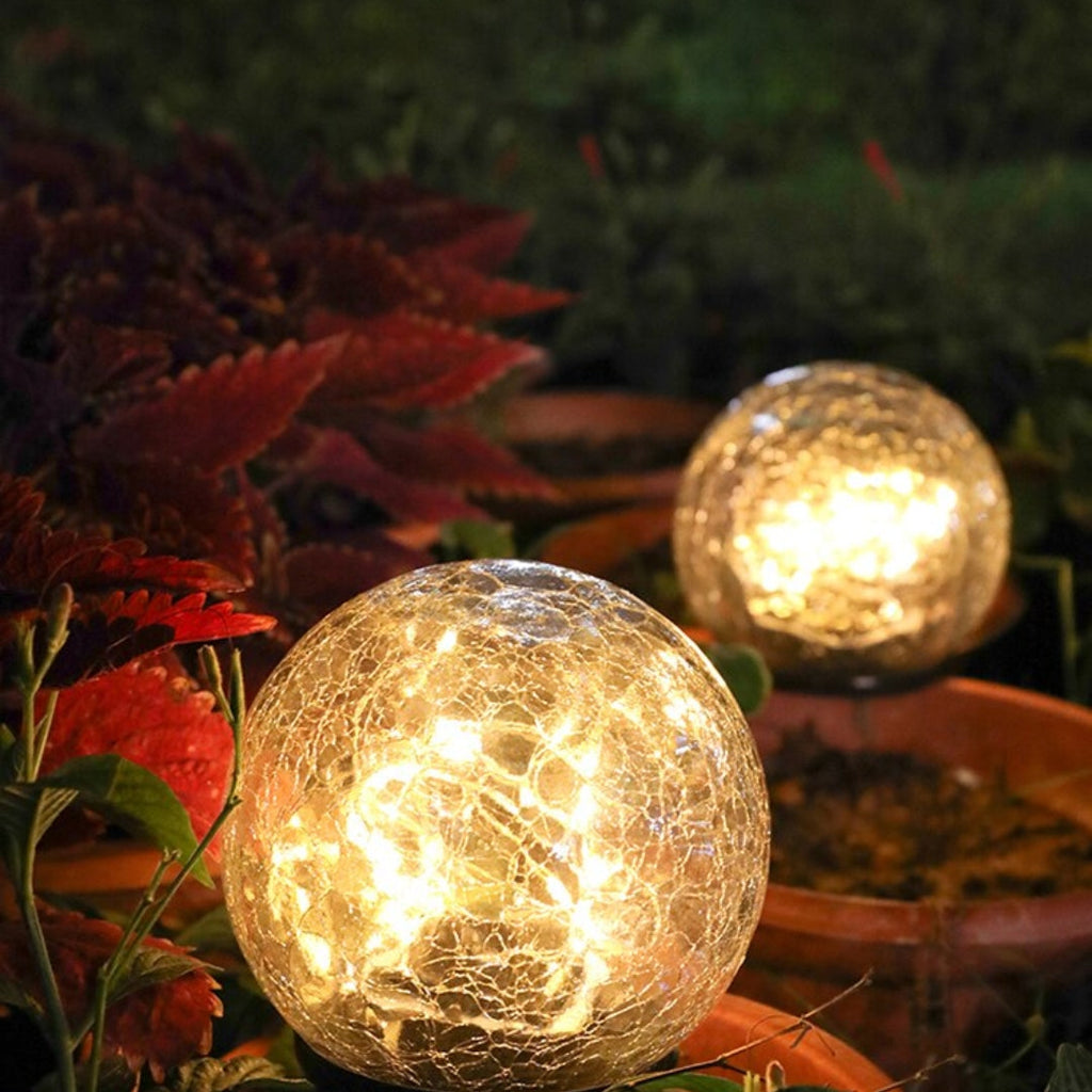 GlowGlobe - Lampe en verre tricotée solaire avec piquet de terre