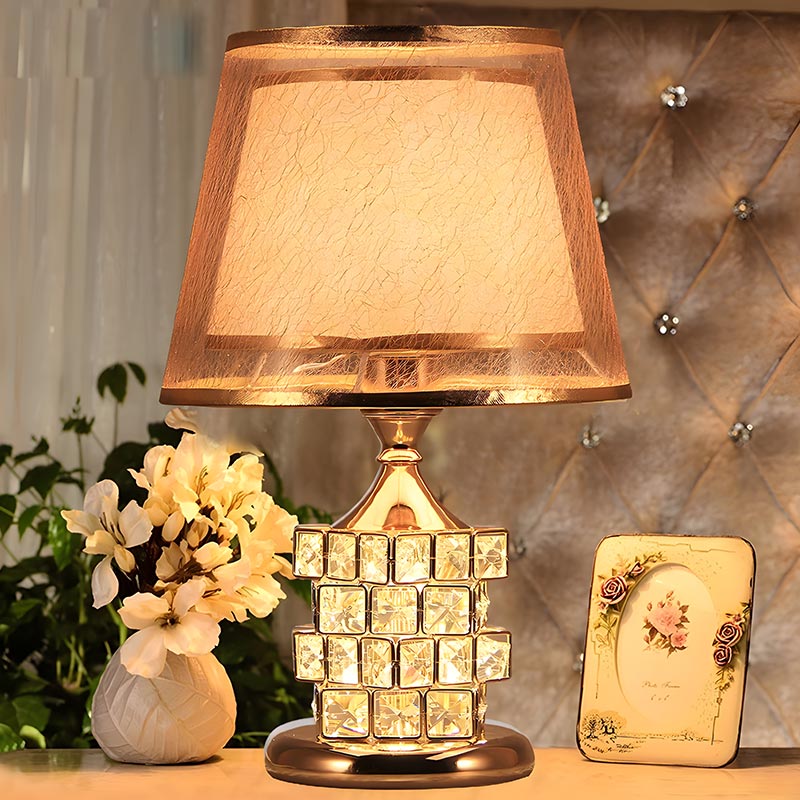 CrystGlow - Lampe de chevet inspirée de cristal doré