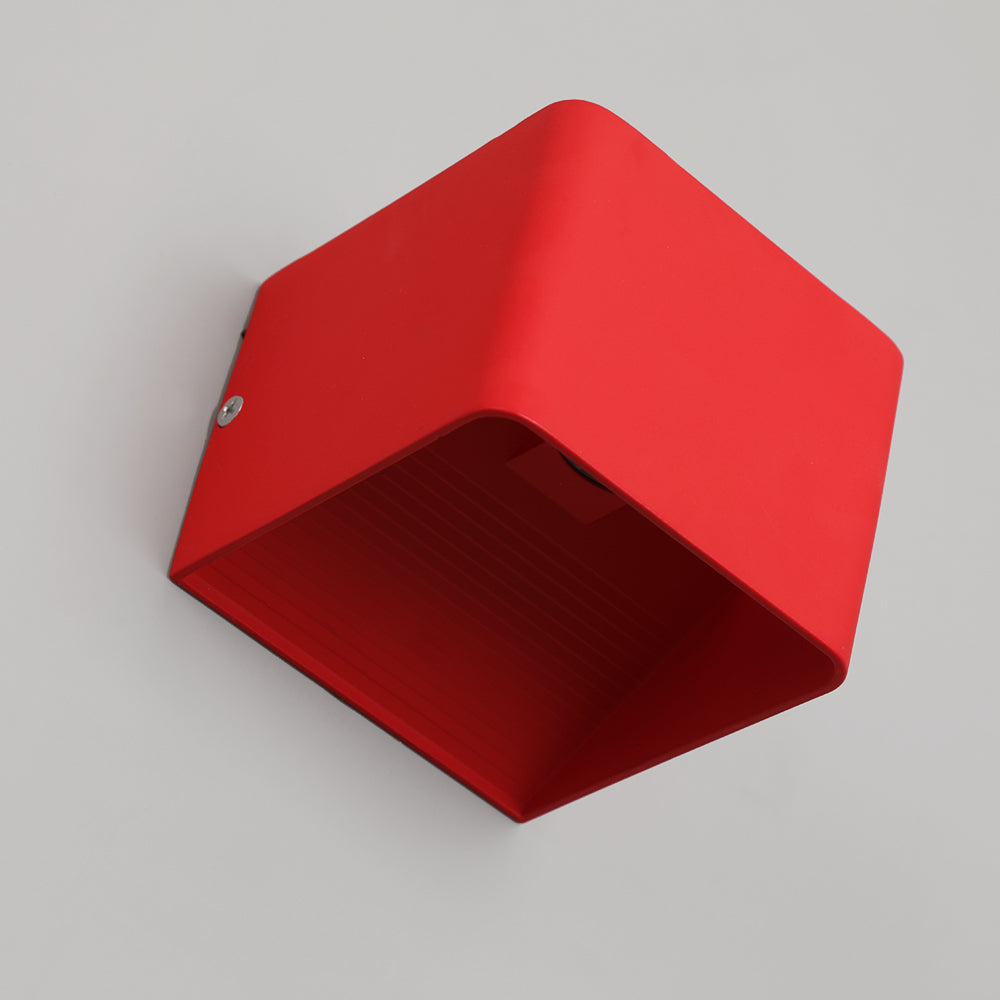 Plafonnier carré au design unique