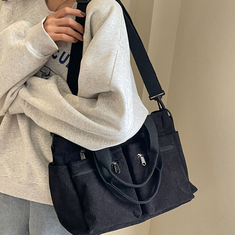Vanza | Sac en velours côtelé de couleur unie