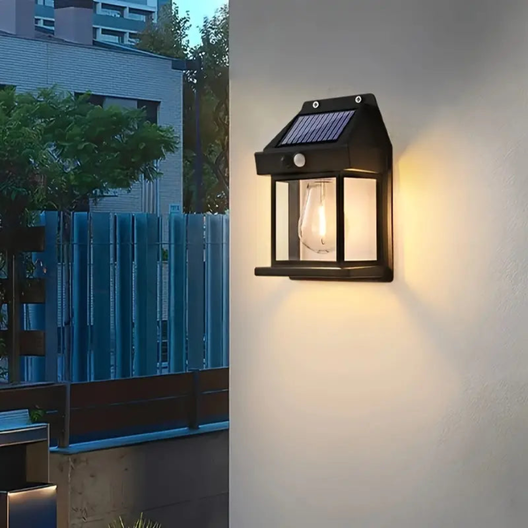 Lumière extérieure solaire avec capteur de mouvement et allumage automatique