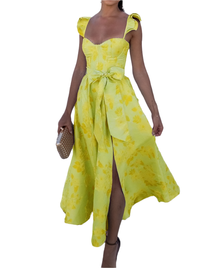Victoria - Robe avec des bretelles à volants et une fente