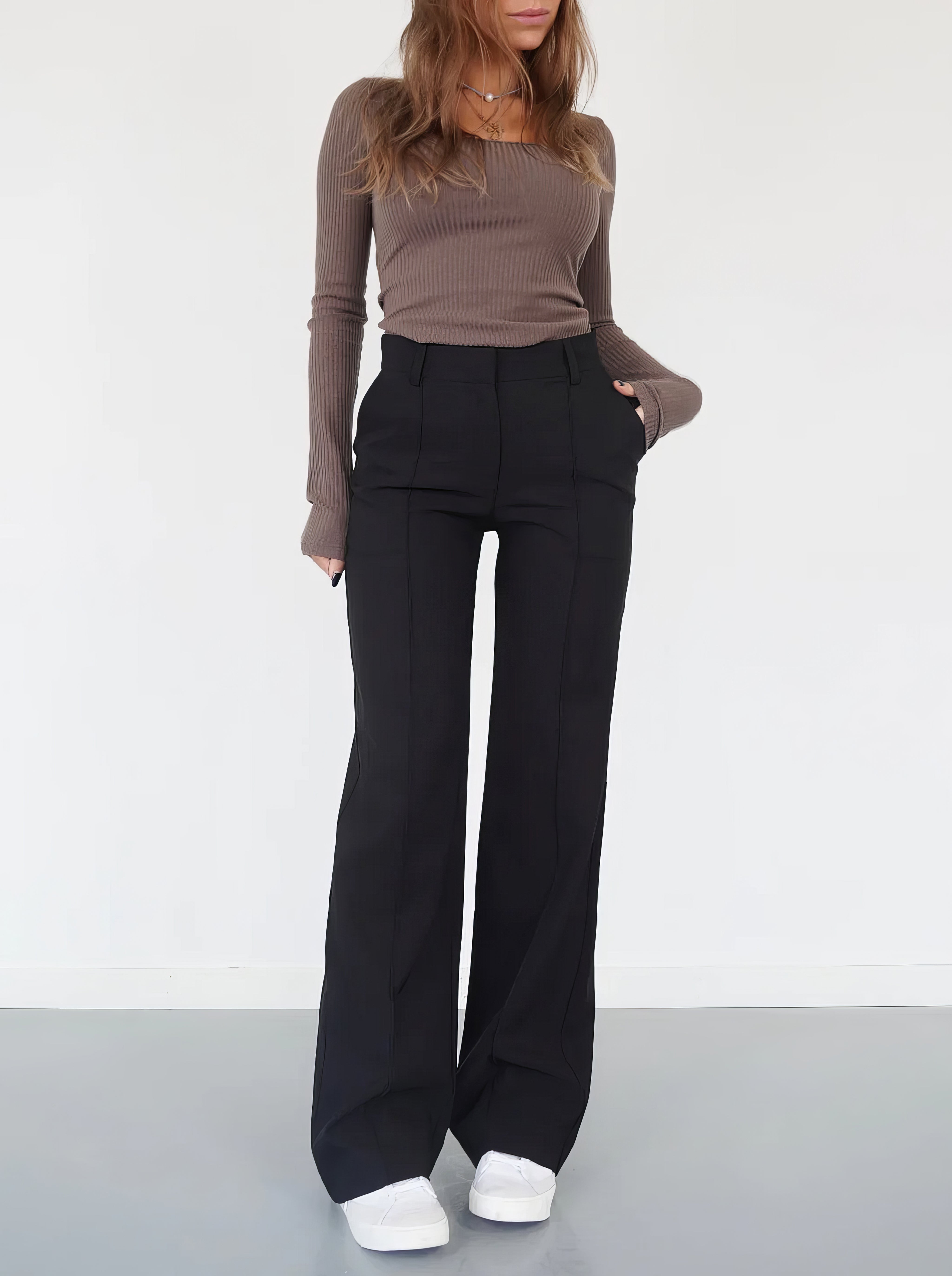 Pantalons Évasés Chic Lucy pour un Style Sans Effort