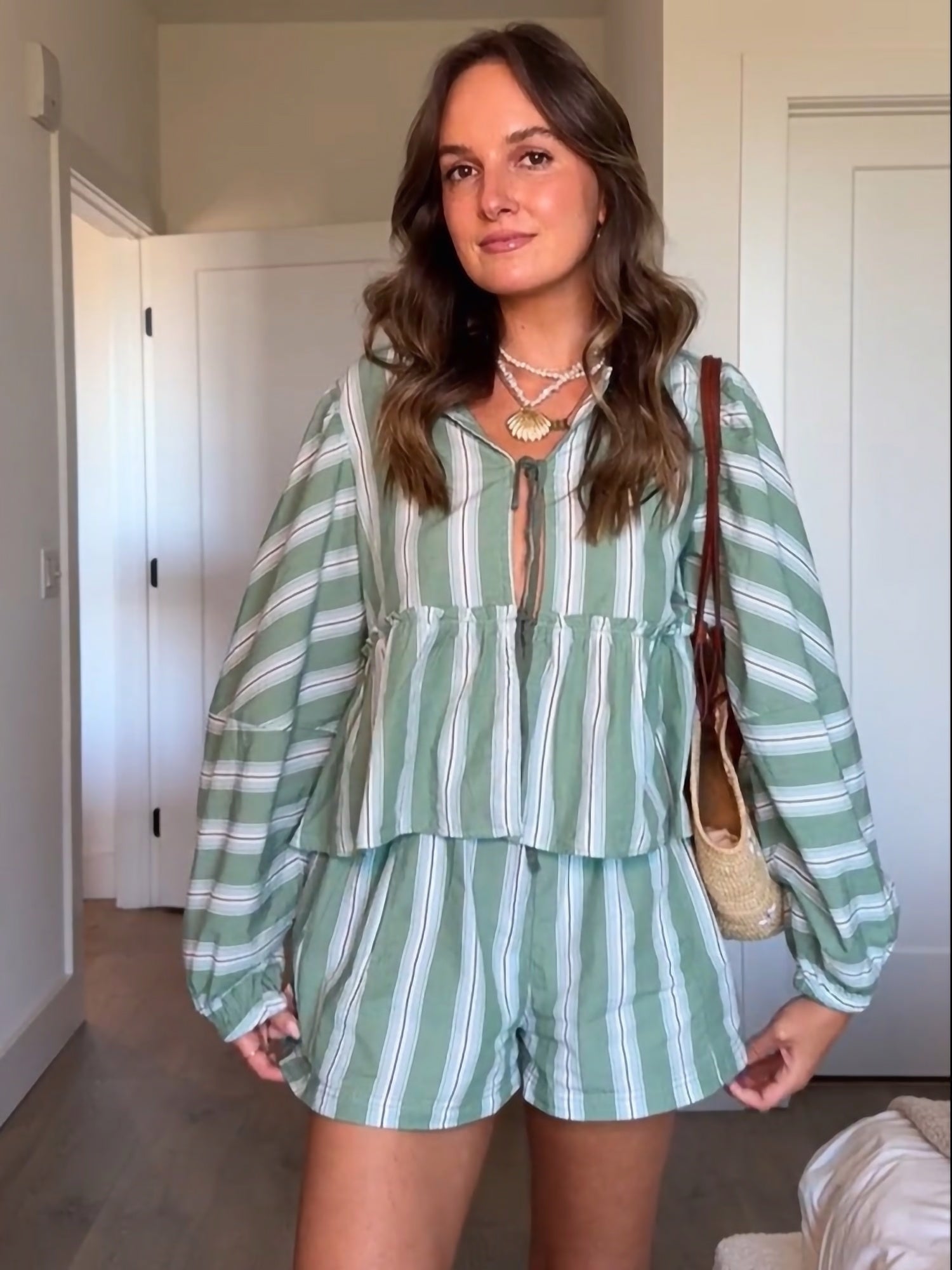 Ensemble d'été élégant Isabella – Tenue deux pièces féminine et élégante