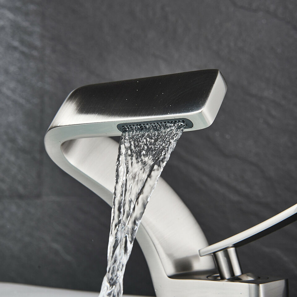 AquaArc - Robinets de bain modernes