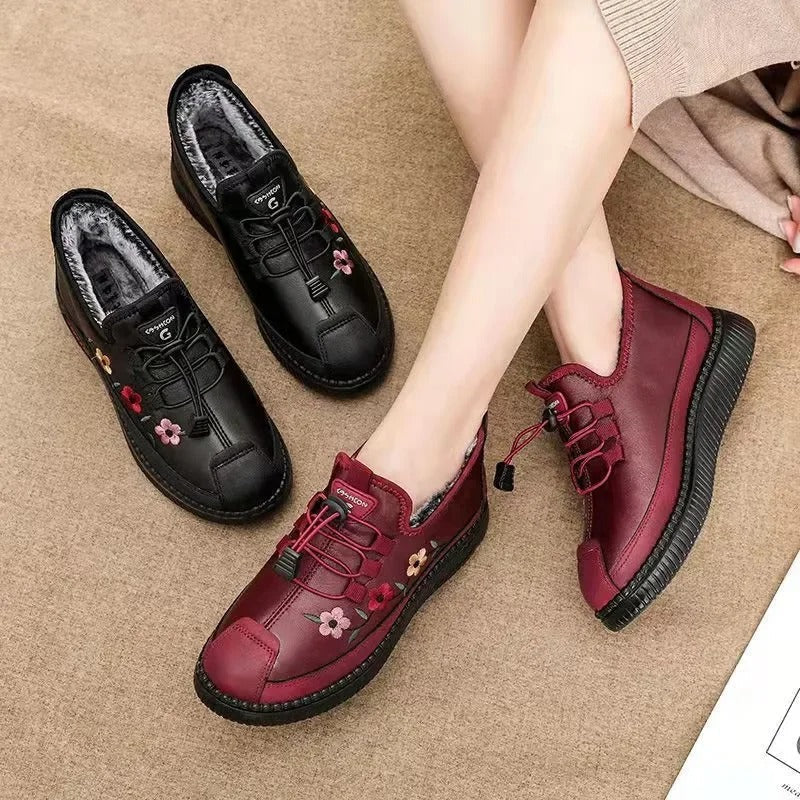 Victoria - Chaussures élégantes à enfiler brodées