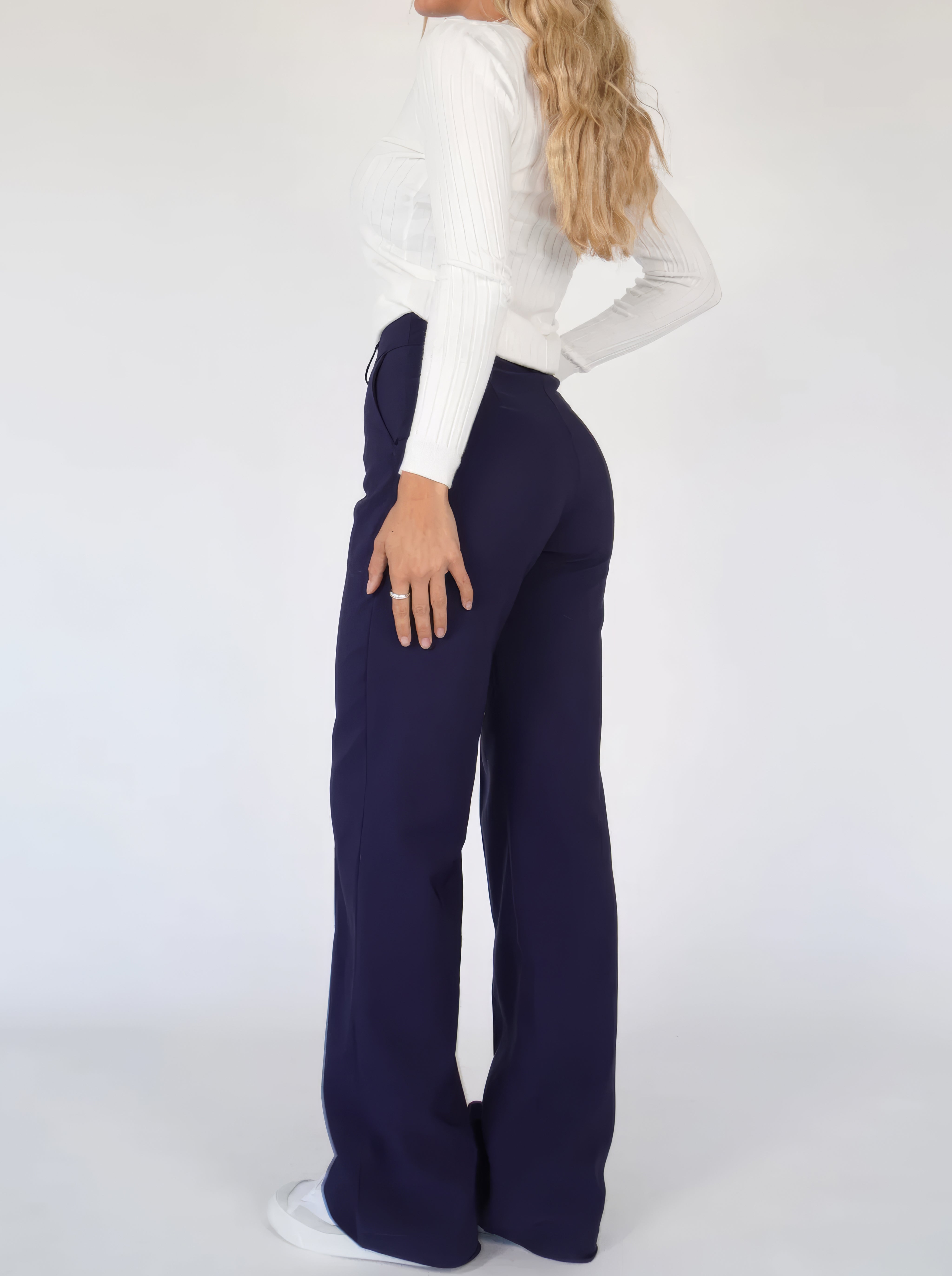 Pantalons Évasés Chic Lucy pour un Style Sans Effort