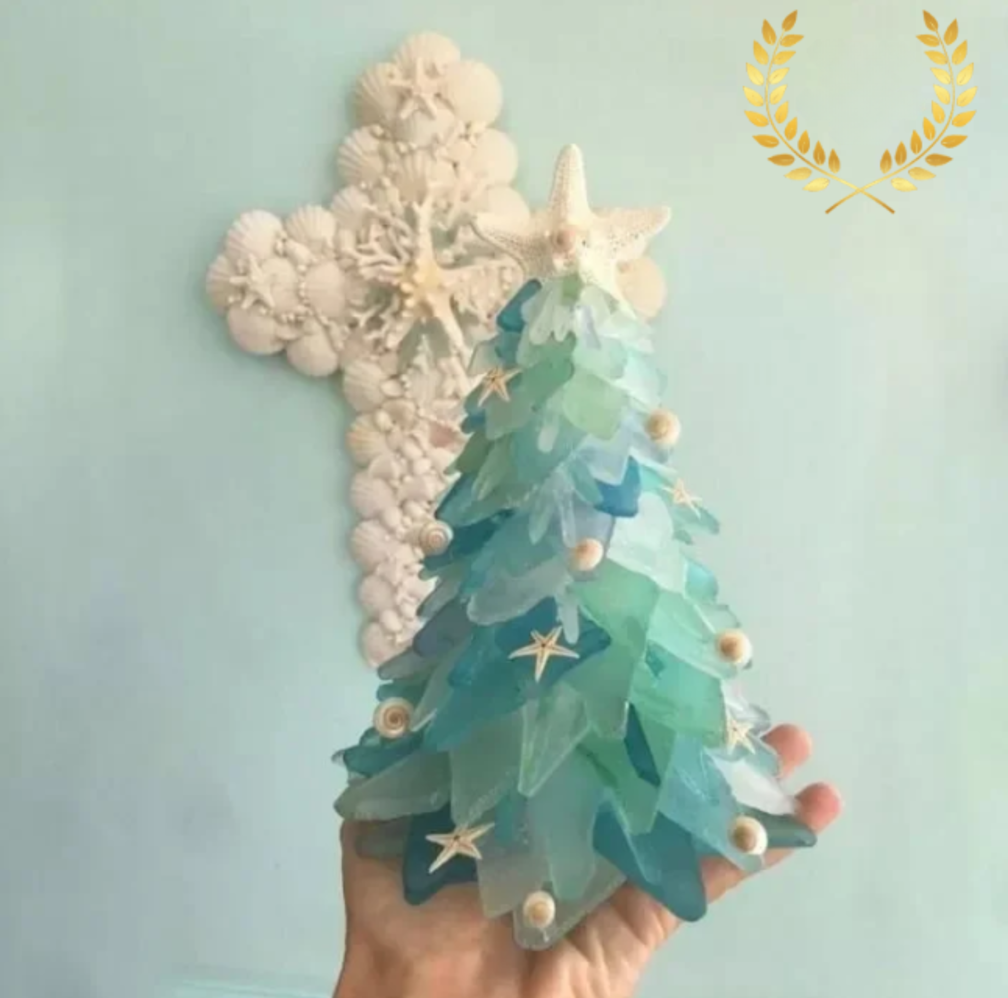 Sérénité Côtière : Arbre de Noël en Verre Artisanal Unique