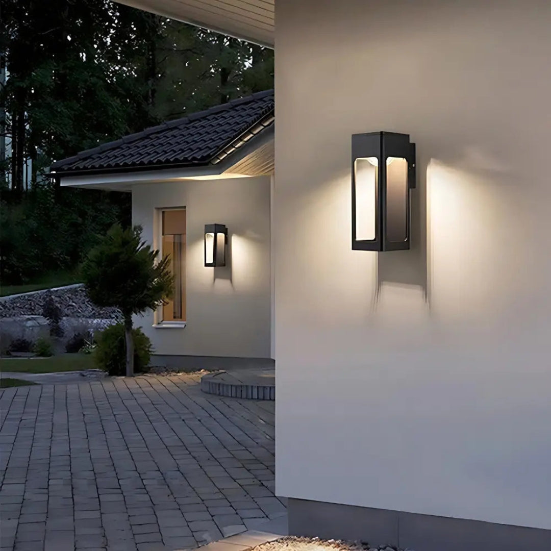 MotionGlow – Élégante Applique Murale Extérieure avec Détecteur de Mouvement