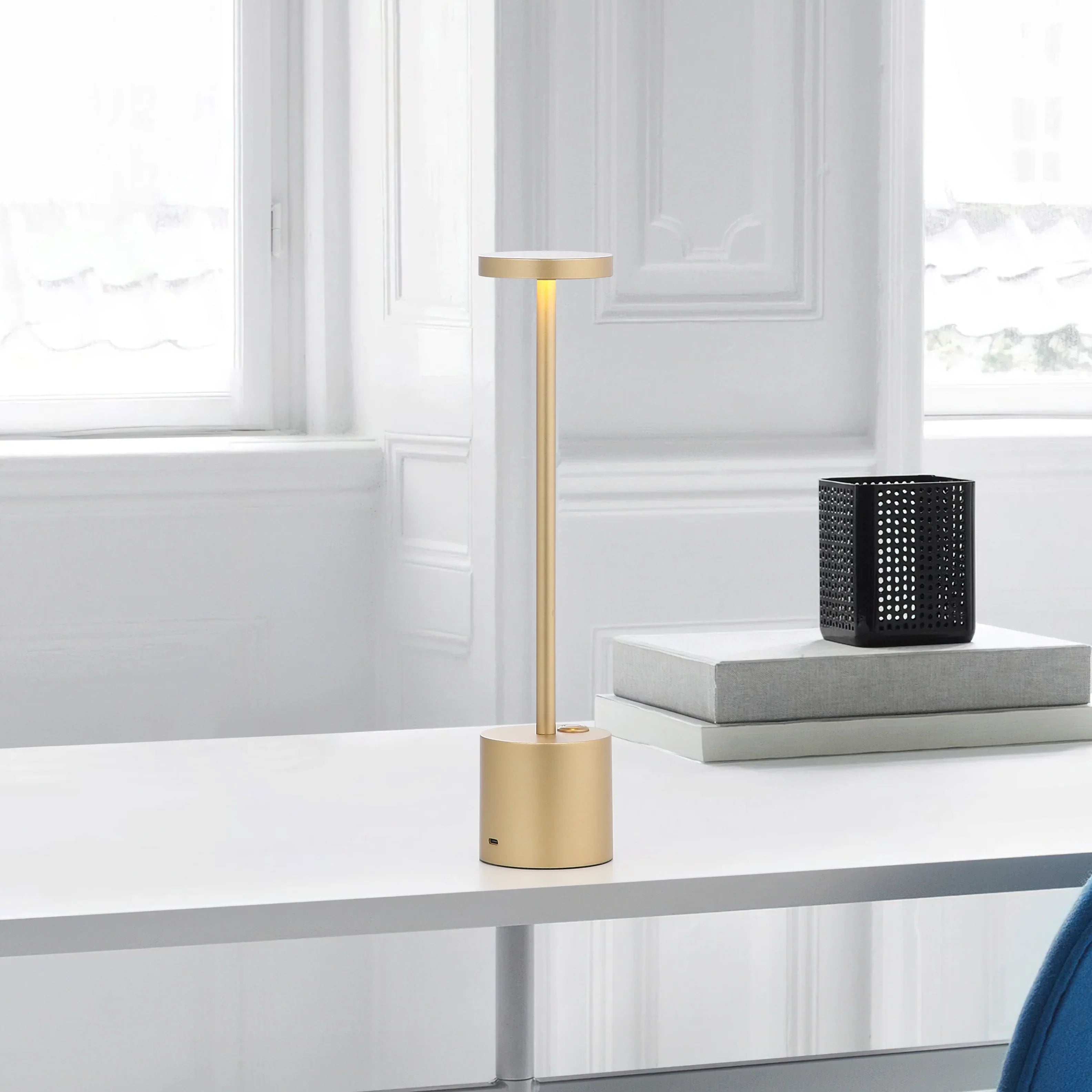 ModernFlair - Lampe de table rechargeable élégante