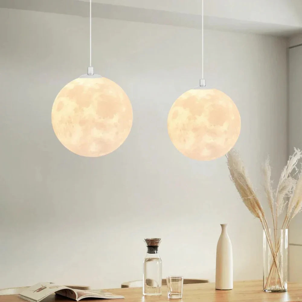 LunarGlow - Suspensions sphériques inspirées de la lune