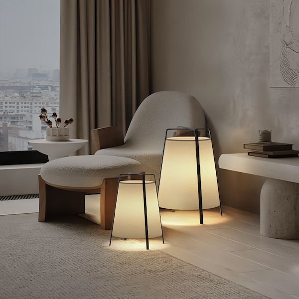 Lampe de sol moderne au design minimaliste
