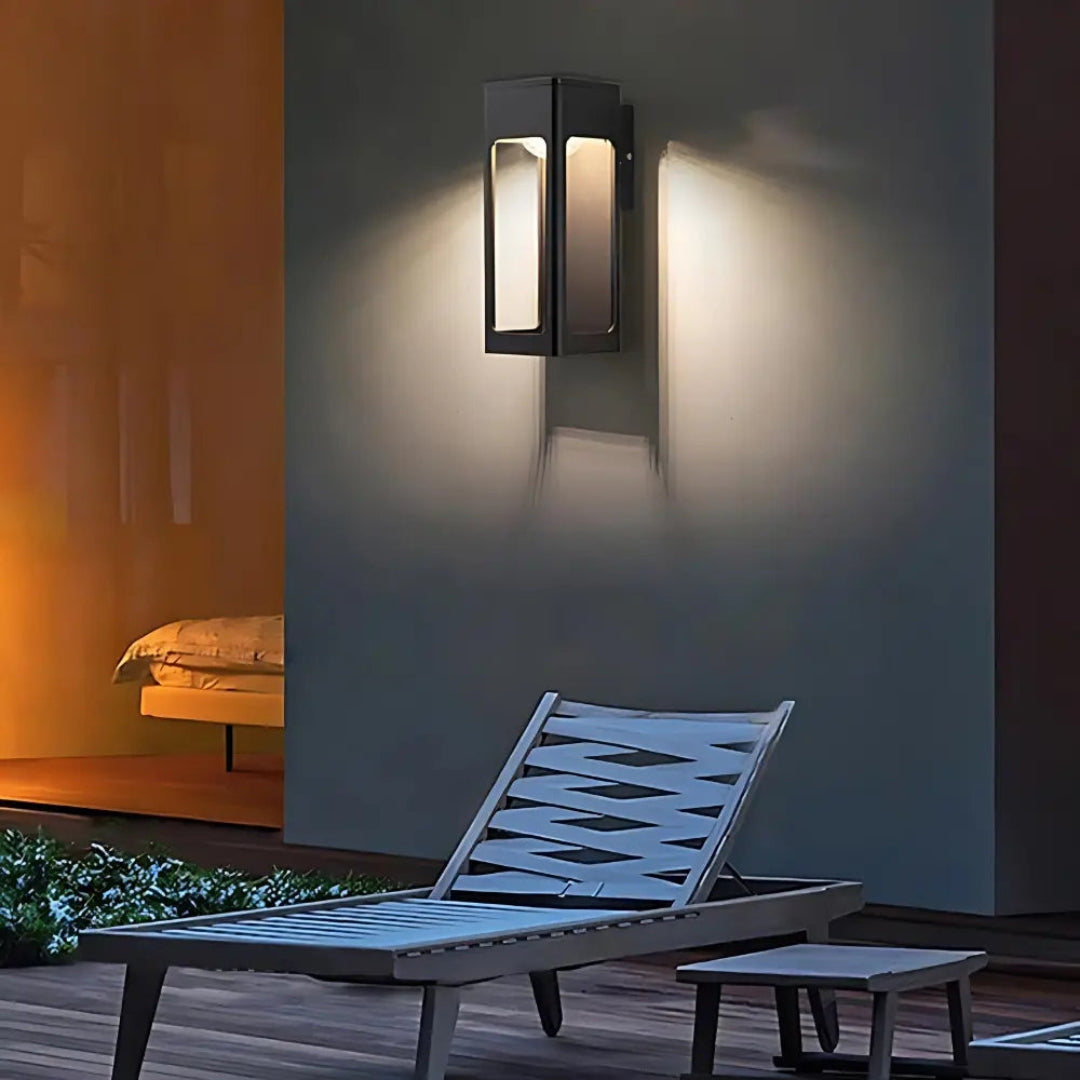 MotionGlow – Élégante Applique Murale Extérieure avec Détecteur de Mouvement