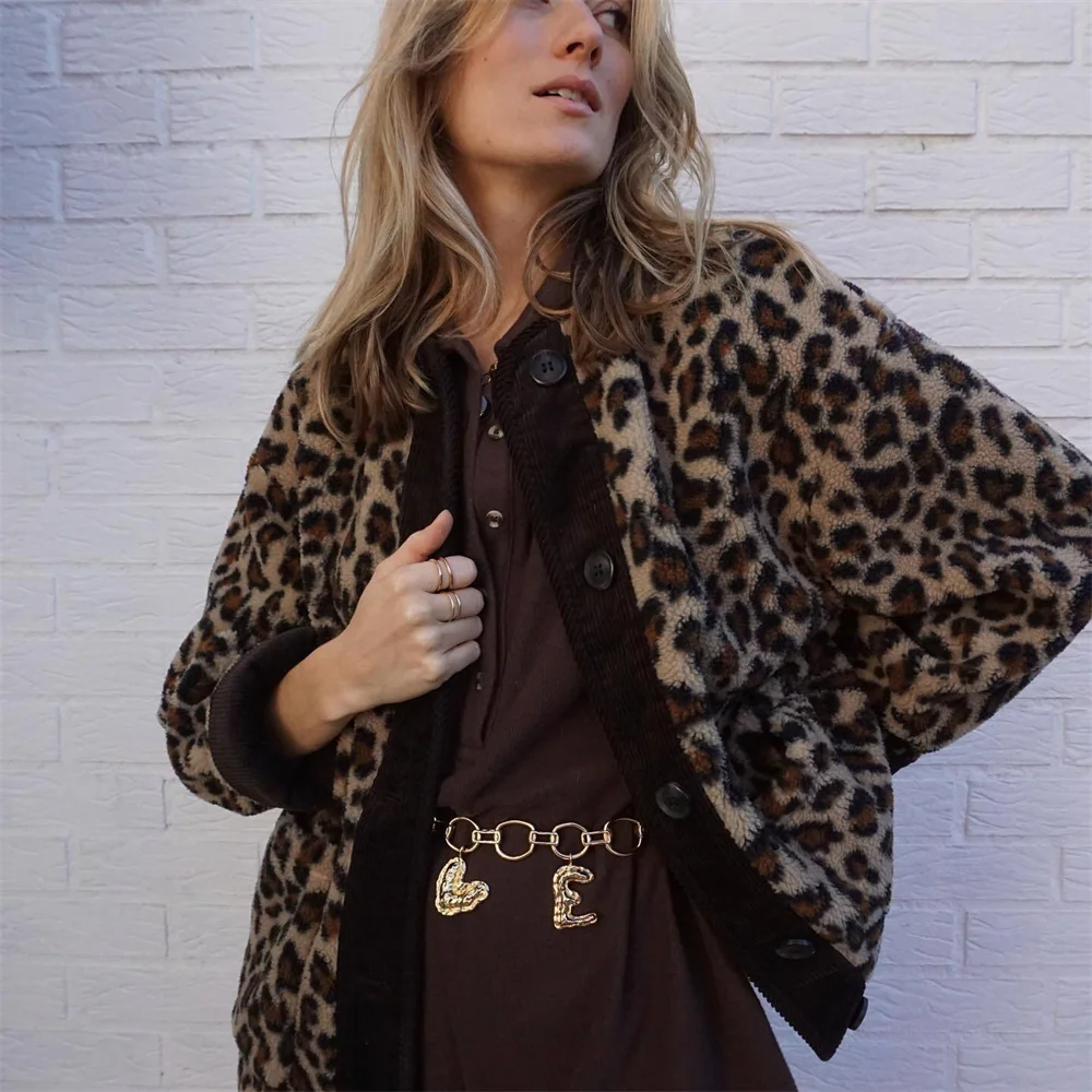 Veste Léopard Sophia – Confort Élégant pour Toutes les Saisons