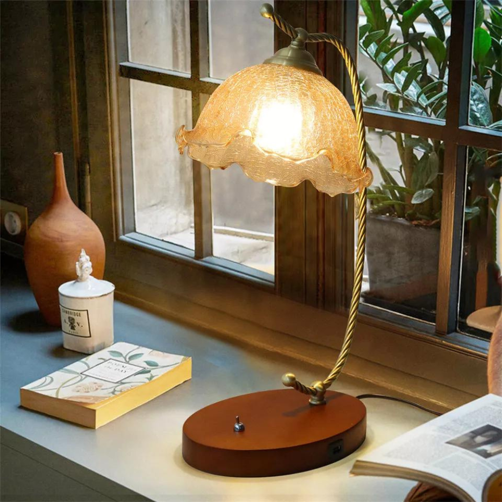 Lampadaire chaleureux SerenityGlow