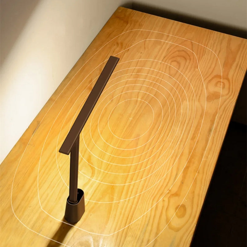 LumaLine - Lampe de bureau LED Slank avec port de chargement USB