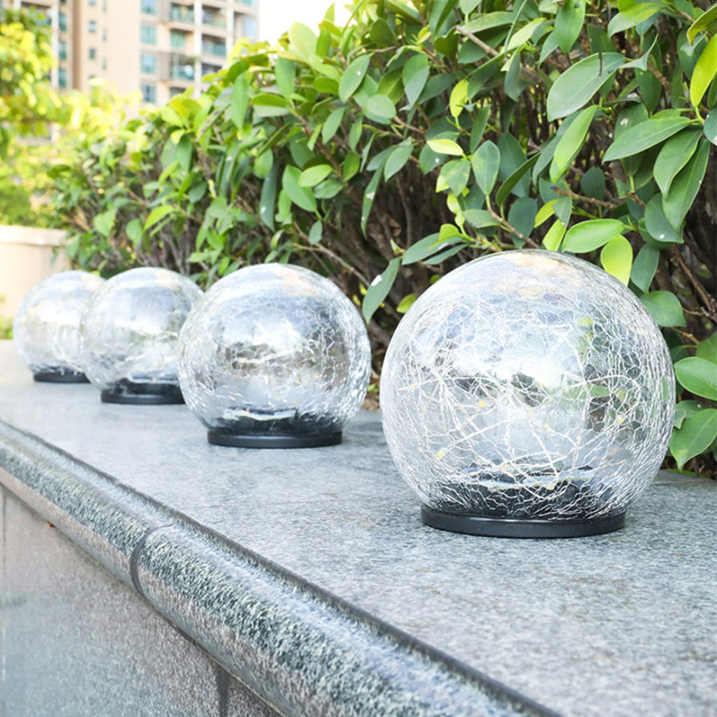 GlowGlobe - Lampe en verre tricotée solaire avec piquet de terre