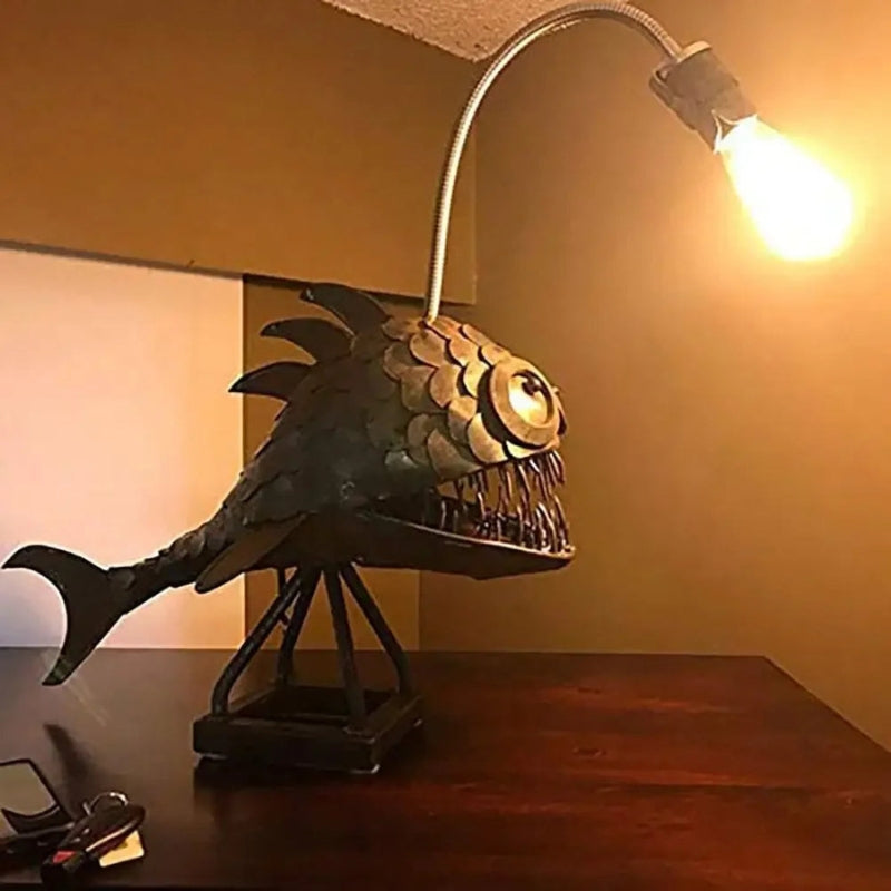 AnglerGlow - Lampe de poche en métal recyclé