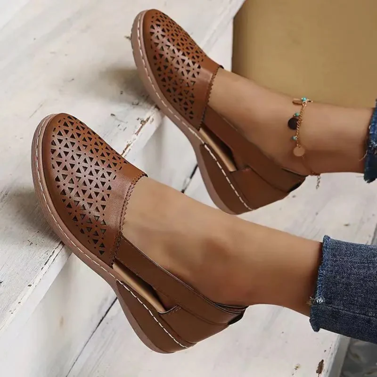 Solenn - Espadrilles à talon compensé perforées Ubesværet