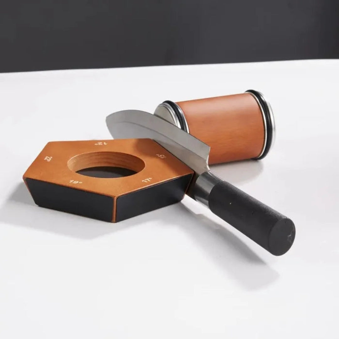 SharpEase Kit de Meuleuse Professionnelle de Cutter à Rouleaux – Lames Parfaites et Affûtées À Chaque Fois