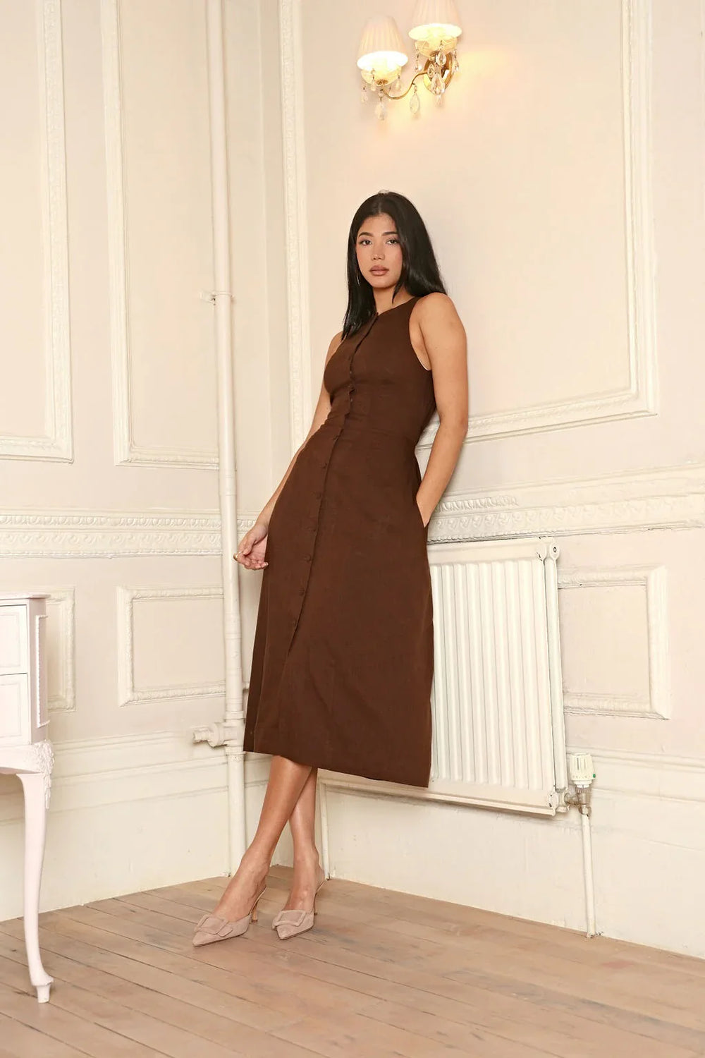 Ariane - Robe Midi Sans Manches avec Boutons