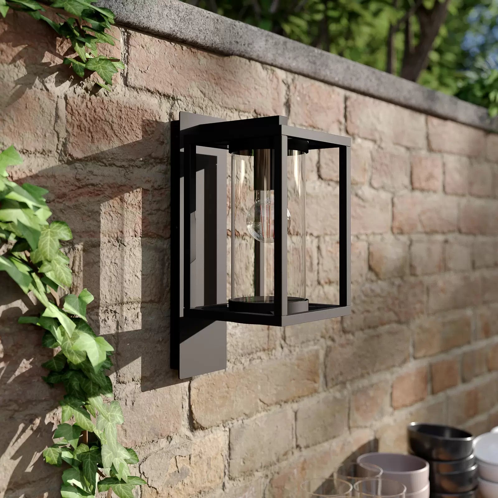 LumiGlow – Applique murale extérieure industrielle moderne
