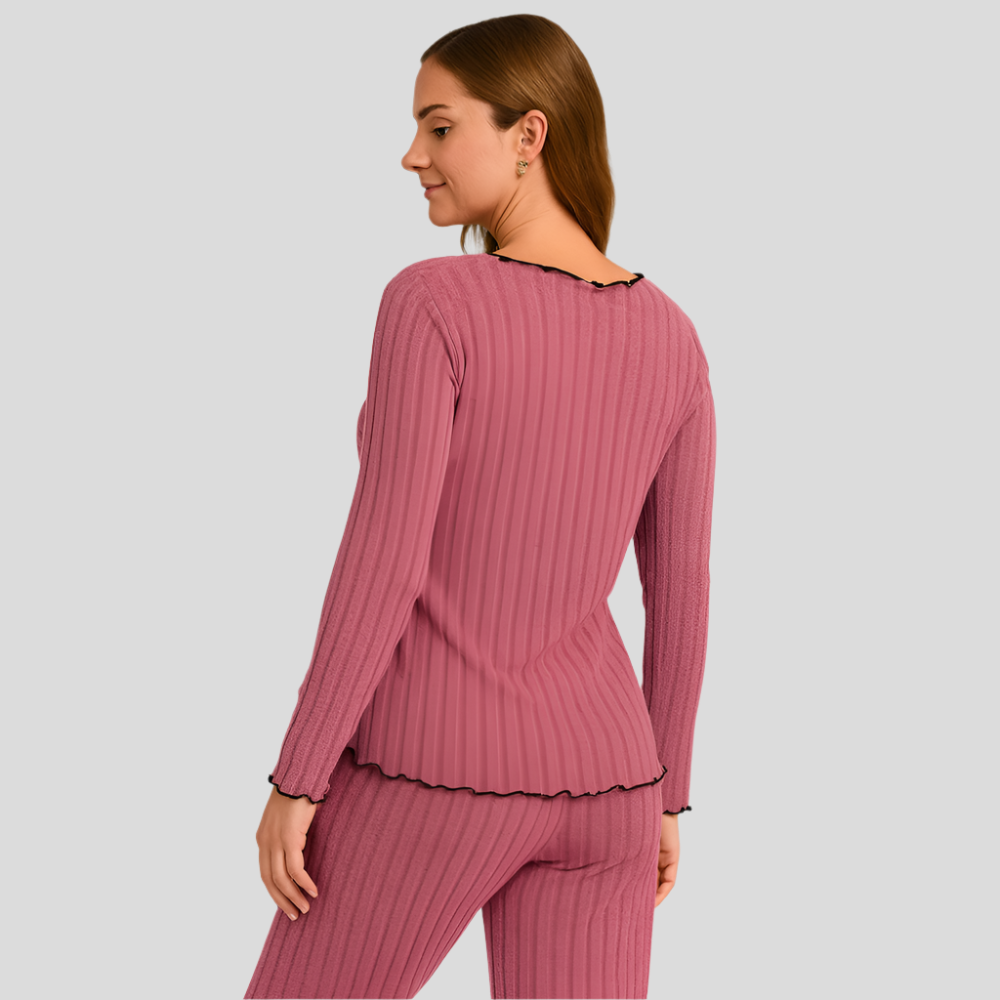 Ensemble de Pyjama pour Femmes – Lingerie de Nuit Confortable et Stylée