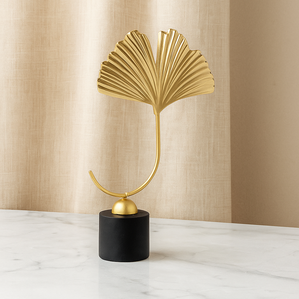 GoldenGrove – Sculpture Minimaliste de Feuilles de Ginkgo pour un Charme Naturel Élégant
