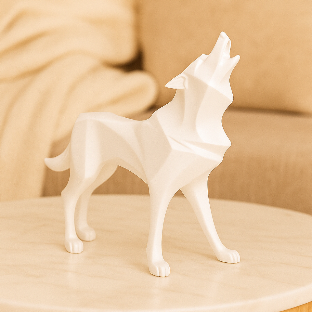 LupoForm – Statue de loup géométrique avec design à angles aigus pour espace moderne