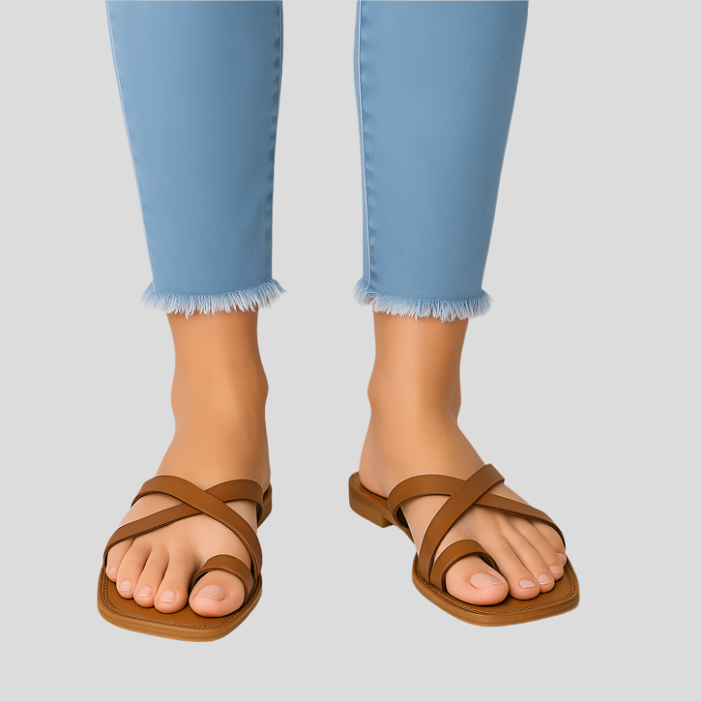Joséphine - Sandales minimalistes à brides croisées et bout carré