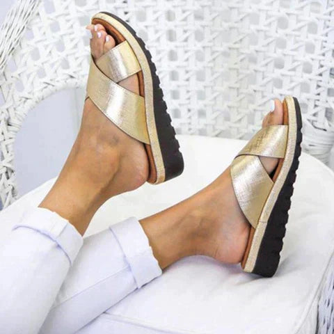 Tarah - Sandales fines avec des brides croisées