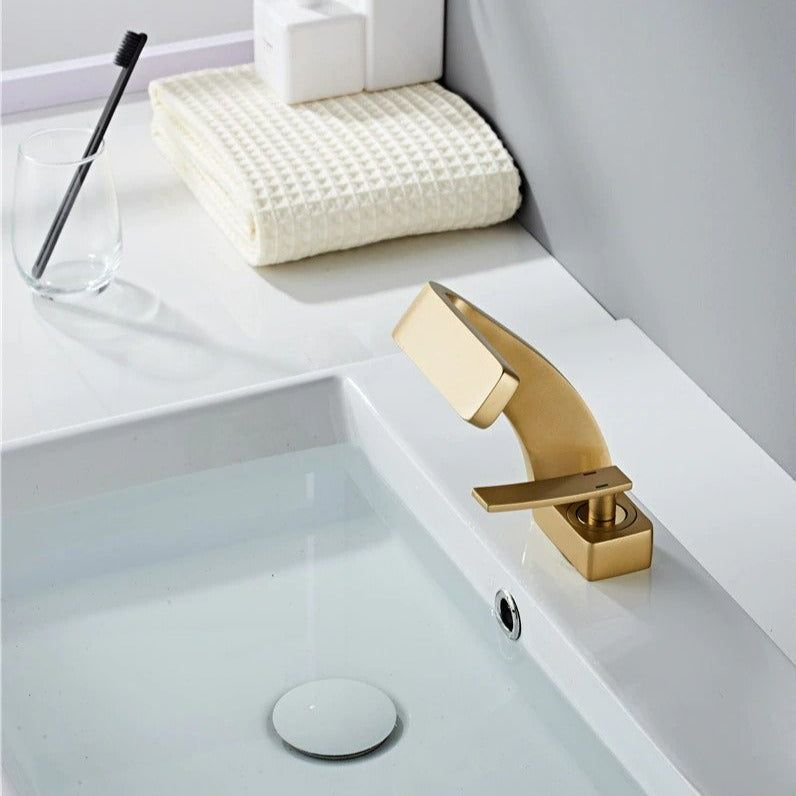 AquaArc - Robinets de bain modernes