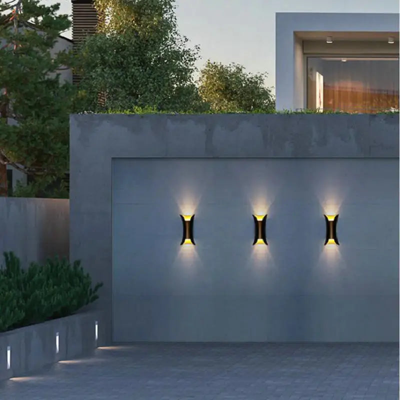 Luno - Applique à LED extérieure à bordure en bois
