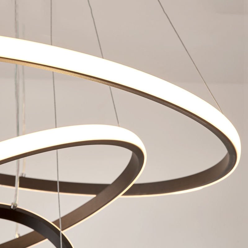 Lampe de plafond spirale élégante