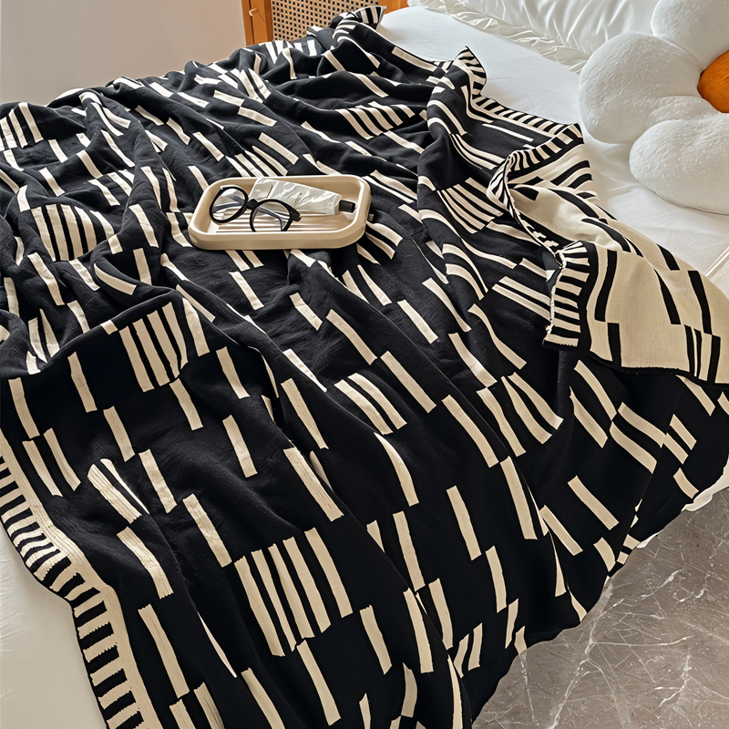 CozyNest - Couverture en Laine Luxe