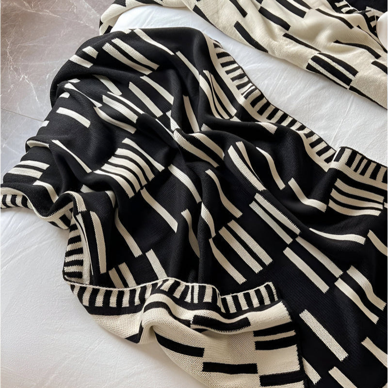 CozyNest - Couverture en Laine Luxe