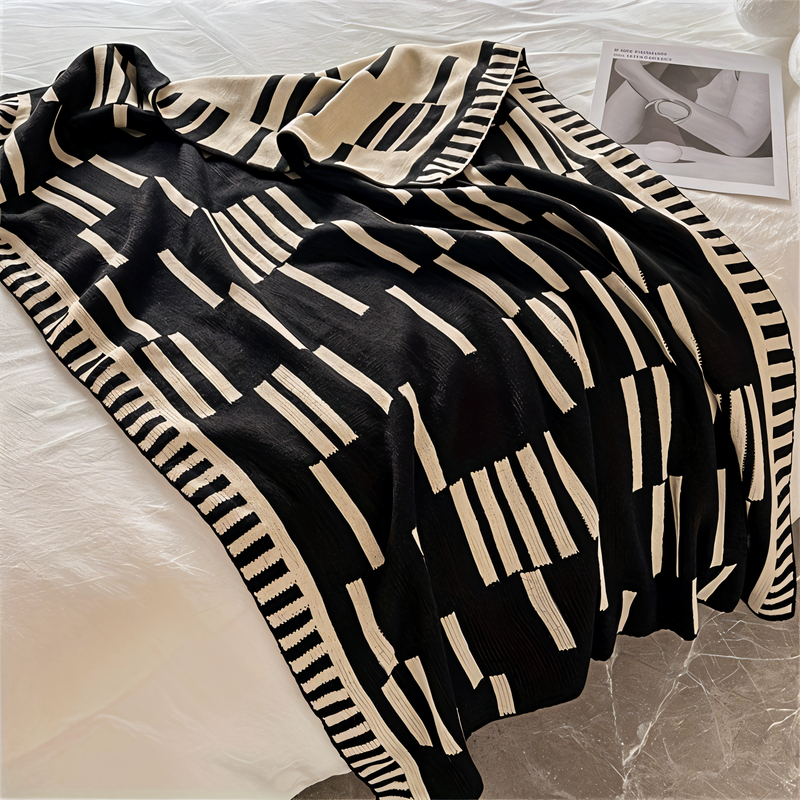 CozyNest - Couverture en Laine Luxe