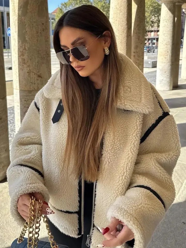 Andrea - Veste en peluche hygge crème