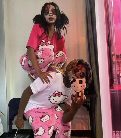 Pyjamas Luna – Confort Élégant avec un Design de Chat Mignon