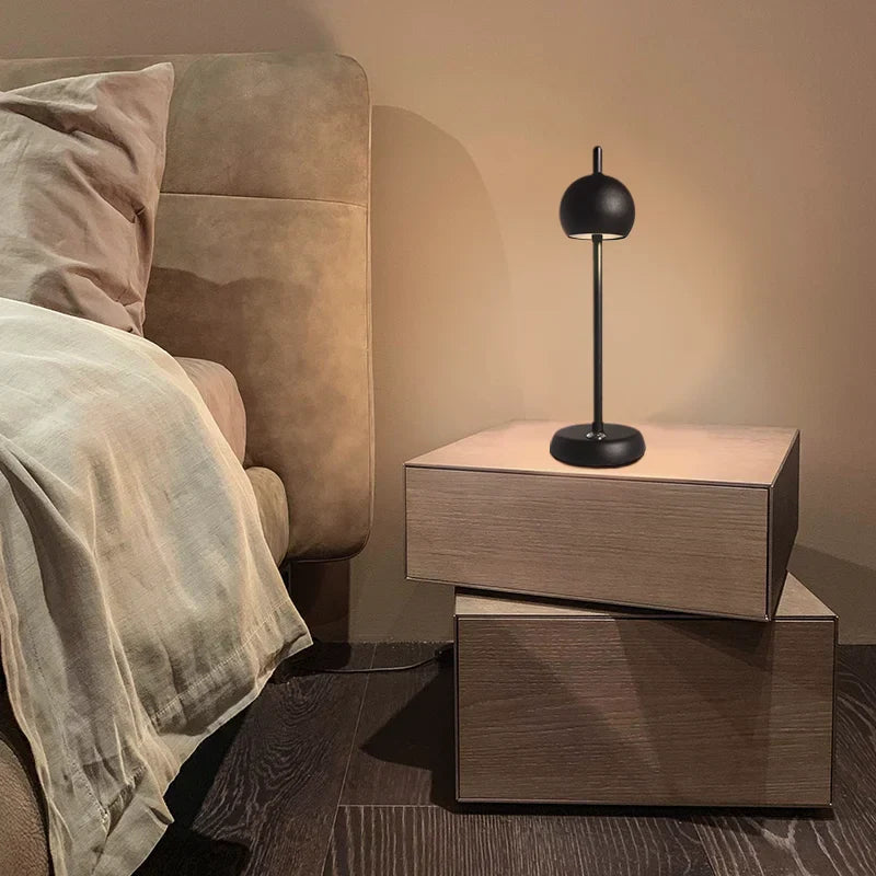 LumiGlow Lampe de Bureau LED Flexible – Éclairage Élégant et Rechargeable