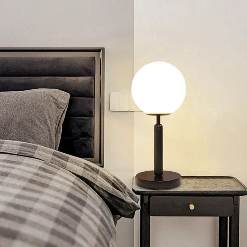 SphereElegant - Lampe de table à éclairage design globe